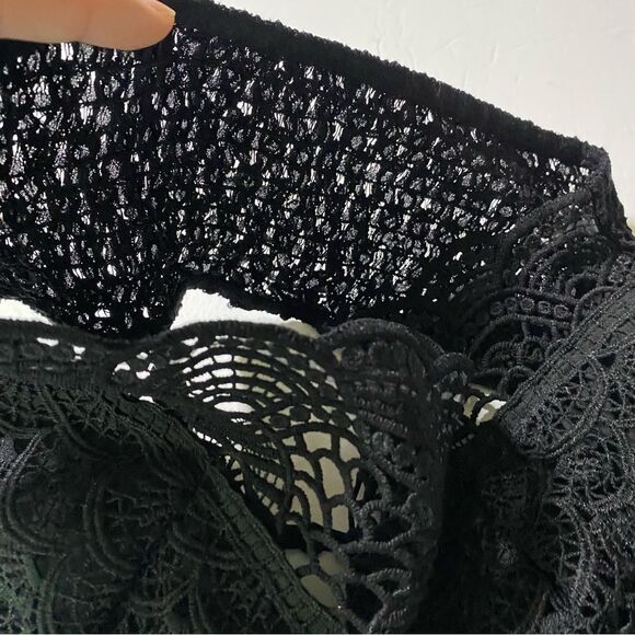 Black Lace scallop crochet Adjustable Straps Bralette Top smocked woman’s M - Picture 5 of 7